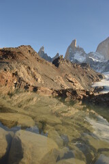Fototapeta na wymiar Hiking around the turquoise glacial lakes around El Chaltén, Laguna de Los Tres and Fitz Roy mountains in Patagonia, Argentina