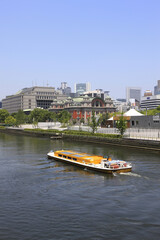 Obraz premium 中之島付近の水上バス