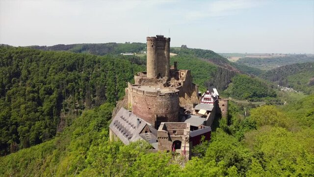 Ehrenburg bei Brodenbach im Moseltal, Rheinland-Pfalz
