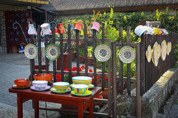 NACZYNIA NA PŁOCIE NA PÓŁWYSPIE TIHANY 