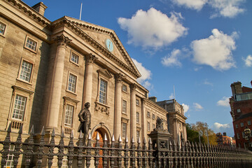 Fototapeta premium The exterior of Trinity College in Dublin, Ireland