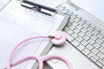 聴診器と診療録