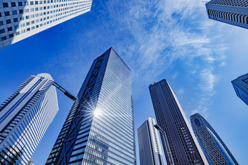 Plakat 新宿の高層ビル群と青空