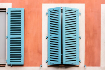 house facade in the village of Rians, in Provence