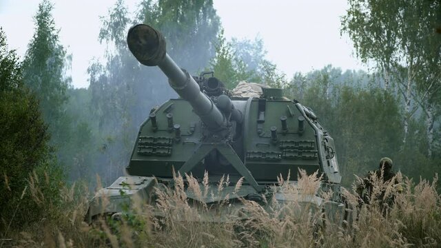 Tank at firing positions. Battlefield.