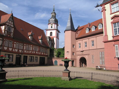 Schlosshof Schloss Erbach im Odenwald