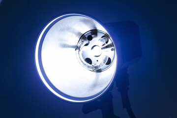 写真撮影用の大型ストロボ