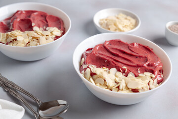 muesli with berries