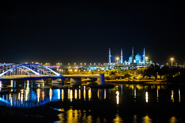 Fototapeta na wymiar ABU DHABI, UAE - OCTOBER 23: on Oct 23, 2016 Al Maktum bridge in Abu Dhabi, United Arab Emirates.