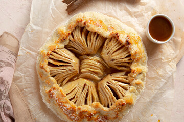 homemade apple pie