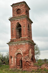 Fototapeta na wymiar Spasskaya Church in the village Barakovo