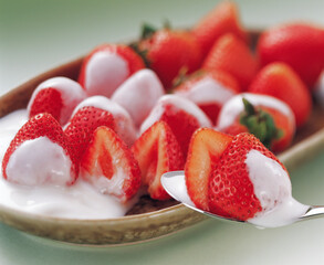 苺とヨーグルト