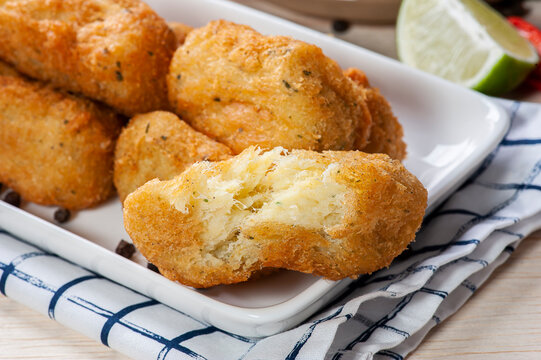 .Codfish cake, very traditional in Portuguese cuisine. Made of cod and potato