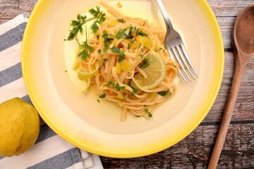 pasta al limone cibo italiano