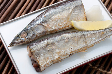 サンマの塩焼き