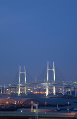 横浜ベイブリッジの夜景