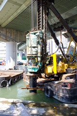 河川工事の重機