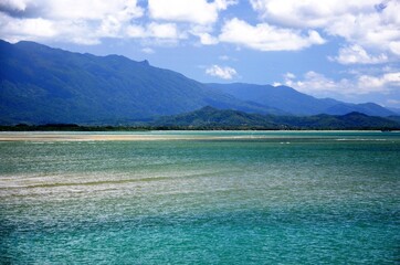 ocean and mountains port douglas