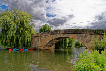 Fototapeta na wymiar Halfpenny Bridge - Lechlade-on-Thames - United Kingdom
