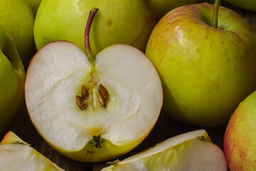 apple
