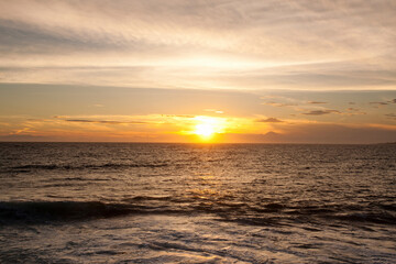 太陽と海