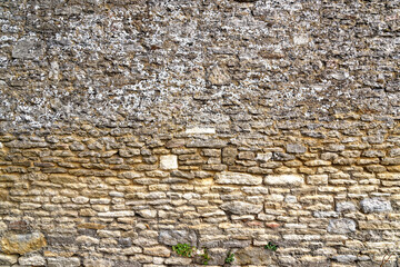 Dry stone wall built with Cotswold stone