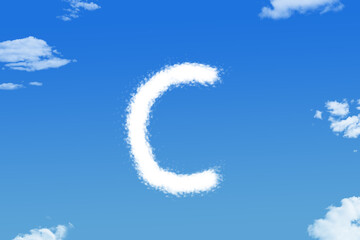 Naklejka premium Letter c cloud shape on blue sky