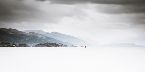 Fototapeta premium Isle of Skye - misty island landscape over mountains and ocean