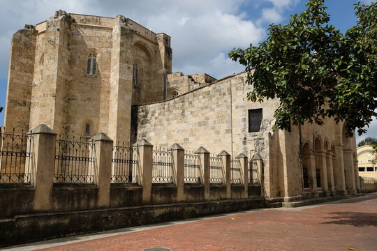 Dominican Republic Santo Domingo - Basilica Cathedral of Santa Maria la Menor