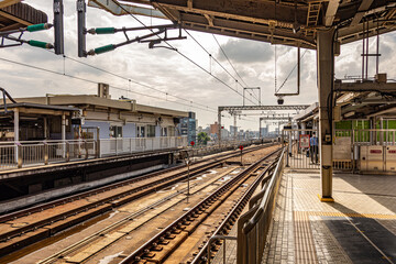 Fototapeta na wymiar 駅のホームから見た風景