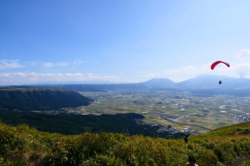 秋の阿蘇地方。熊本、日本。10月下旬。