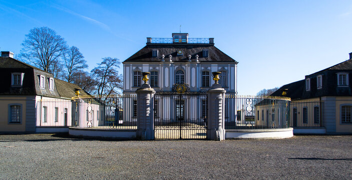Schloss Falkenlust in Br&uuml;hl