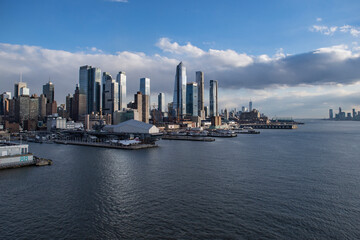 Fototapeta na wymiar New York City Skyline Beautiful Cityscape New York on the Hudson River