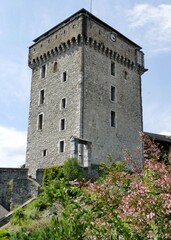 Fototapeta na wymiar Le donjon du château de Lourdes