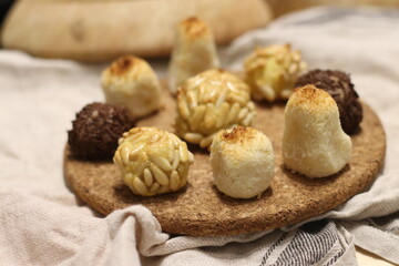 Los panellets son un dulce típico de otoño en cataluña