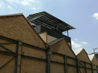 Fototapeta na wymiar steel roof ,metal roof in construction site