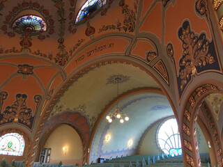 Interieur der Synagoge von Subotica - Vojvodina - Serbien - obrazy, fototapety, plakaty