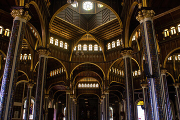 Fototapeta premium Interior Basilica de Nuestra Senora de los Angeles Cartago, Costa Rica