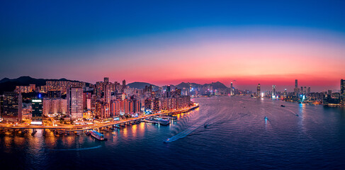 Fototapeta na wymiar Hong Kong Cityscapes in magic hour