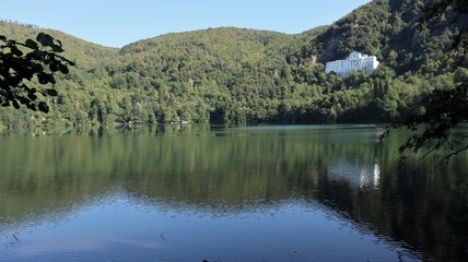Monticchio - Scorcio del santuario sul Lago Piccolo