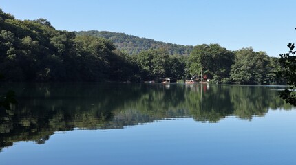Fototapeta na wymiar Monticchio - Scorcio panoramico del Lago Piccolo