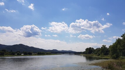 clear lake under clear sky