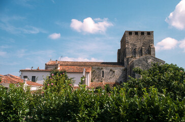 Fototapeta na wymiar Eglise, Mornac sur Seudre, 17 , Charente Maritime