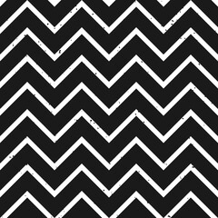 Black and white zigzag seamless pattern with removable grungy texture