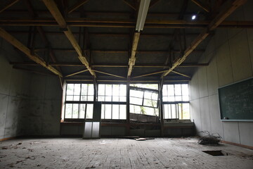 Obraz premium 日本の白くて古くて美しい建物