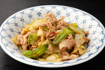 豚肉とキャベツの辛味噌炒め