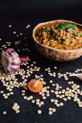 vegetarian lentil and tomato dish, healthy food meat-free food