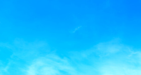 Fototapeta na wymiar blue sky with beautiful natural white clouds 