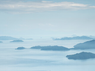 呉市 灰ケ峰から見える霧に霞む瀬戸内の多島美