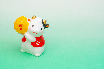 2021年干支の牛（丑、うし）年賀状素材